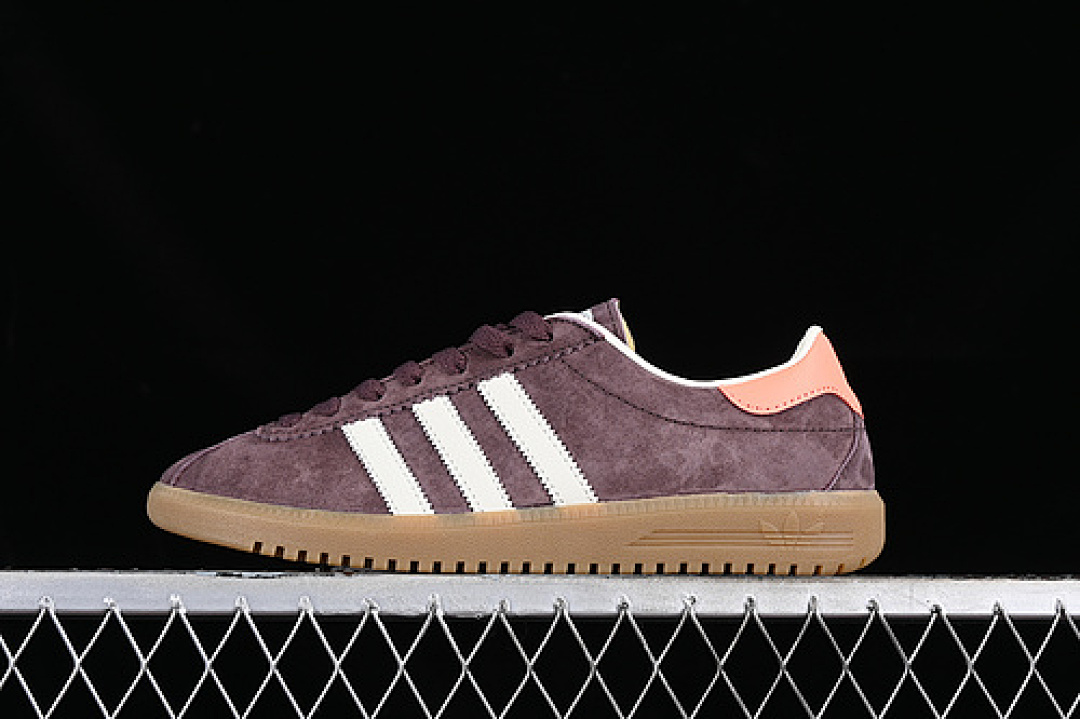 Unbranded [IF3233]-[ORIGINALS BERMUDA WHITE/PINK/BROWN]-[WOMAN:36-40], photo 1