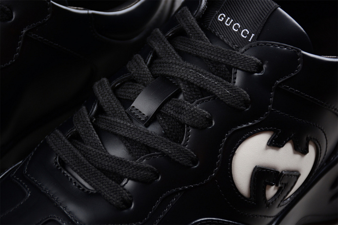 On Running [GUCCI RHYTON 2023 BLACK/WHITE]-[WOMAN:35-39]-[MAN:40-45] - Image 8