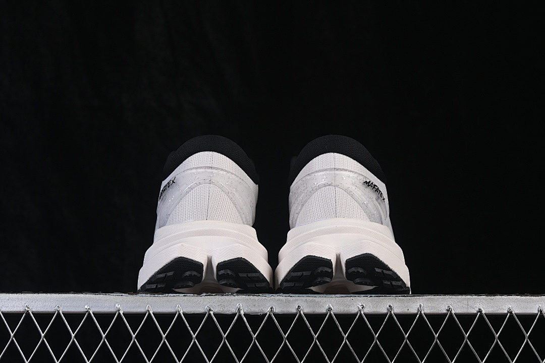 Hoka [1161993 OWHT]-[HOKA ONE RUNNING SHOES WHITE/WHITE]-[WOMAN:36-39]-[MAN:40-45] - Image 14