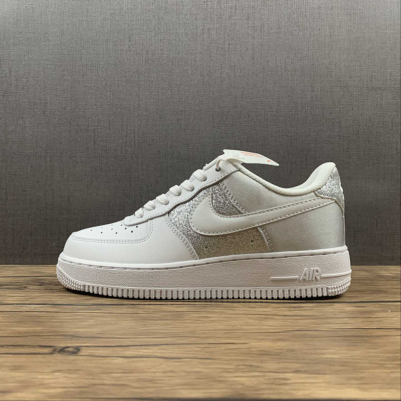Nike Nike AIR FORCE 1 LOW 07 WHITE/METALLIC SILVER/WHITE · DD6629-100, photo 1