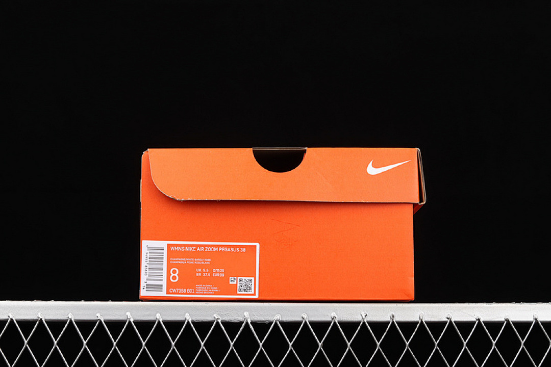 Nike [CW7358-601]-[AIR ZOOM PEGASUS 38 CHAMPAGNE/BARELY ROSE/ARCTIC PINK/WHITE]-[WOMAN:36-40] - Image 12