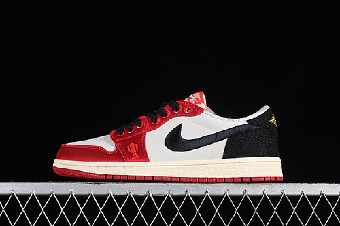 Jordan TROPHY ROOM AIR Jordan 1 LOW BLACK/VARSITY RED/MUSLIN/BALTIC BLUE/YELLOW STRIKE · FN0432-100, photo 1