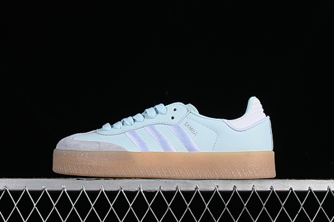 Adidas [ID0435]-[SAMBA W ALMOST BLUE/CLOUD WHITE/SILVER METALLIC]-[WOMAN:36-39]-[MAN:40-45], photo 1