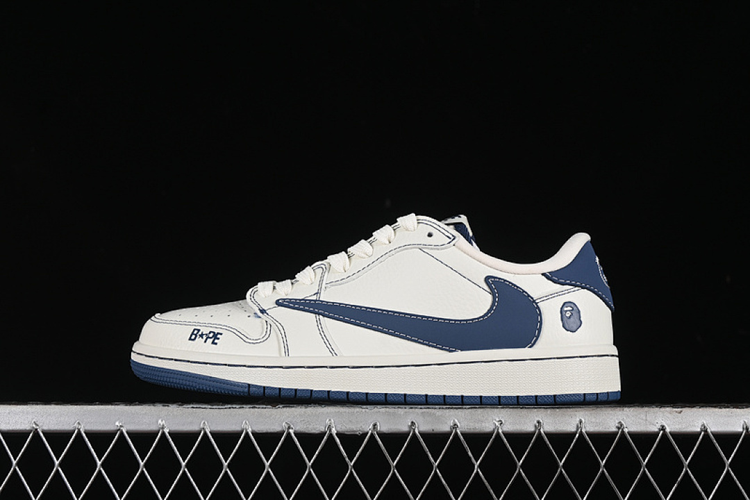 Jordan TRAVIS SCOTT X FRAGMENT DESIGN AIR Jordan 1 LOW OG SP WHITE/BLUE · CH6336-008, photo 1