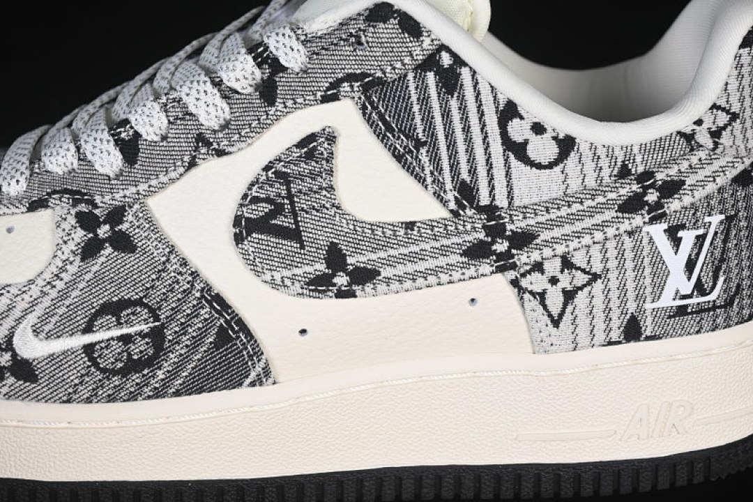 Nike [DF0188-077]-[AIR FORCE 1 07 LOW LV WHITE/GREY/BLACK]-[WOMAN:36-39]-[MAN:40-45] - Image 8