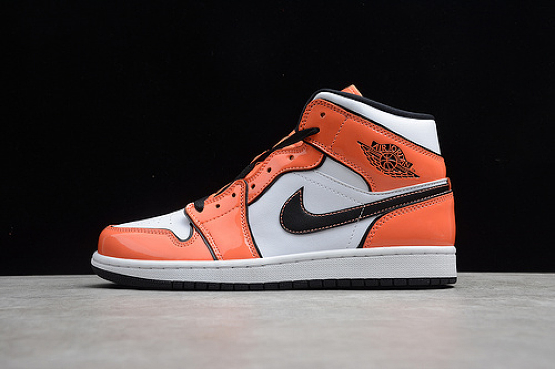 Jordan [DD6834-802]-[CJ AIR JORDAN 1 MID SE TURF ORANGE/BLACK/WHITE]-[WOMAN:35.5-39]-[MAN:40-46], photo 1