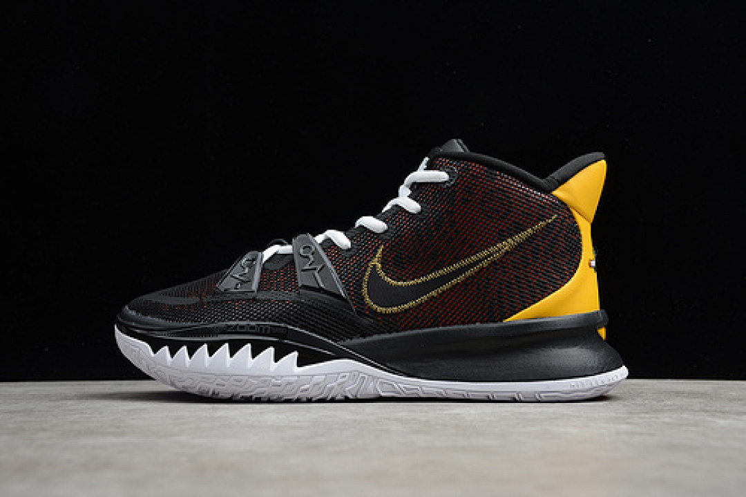 Unbranded [CQ9327-003]-[KYRIE 7 RAYGUN BLACK/WHITE/YELLOW]-[MAN:40-46], photo 1