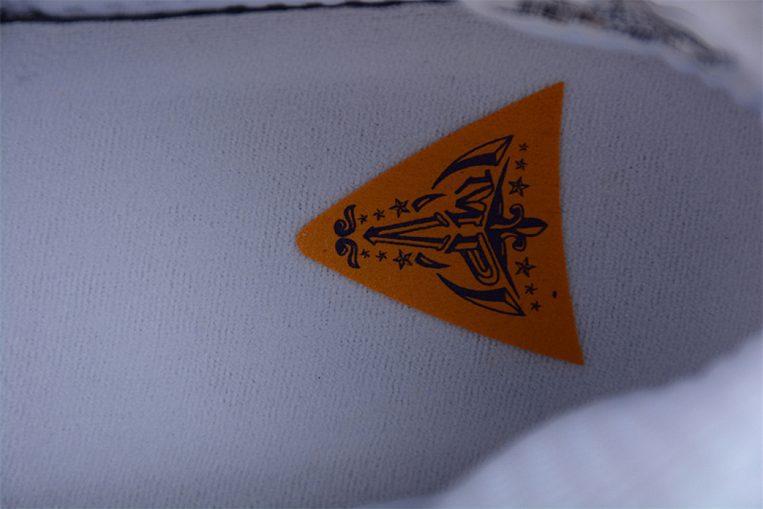 Nike [318695-151]-[ZOOM KOBE III 3 SL PROTRO MVP WHITE/GOLD/PURPLE]-[MAN:40-46] - Image 7