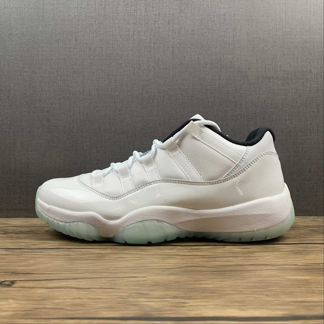 Jordan AIR Jordan 11 RETRO LOW GS WHITE/WHITE/BLACK/LEGEND BLUE · 528896-117, photo 1