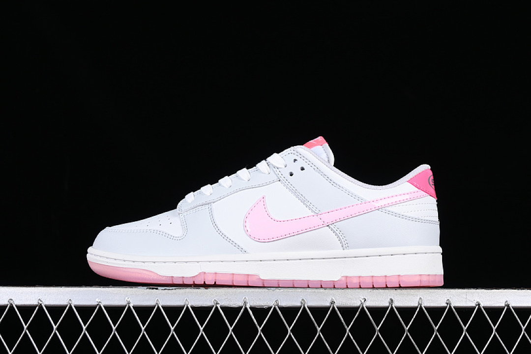 Unbranded [FN3451-161]-[DUNK LOW 520 PACK PINK FOAM]-[WOMAN:35-39]-[MAN:40-46], photo 1