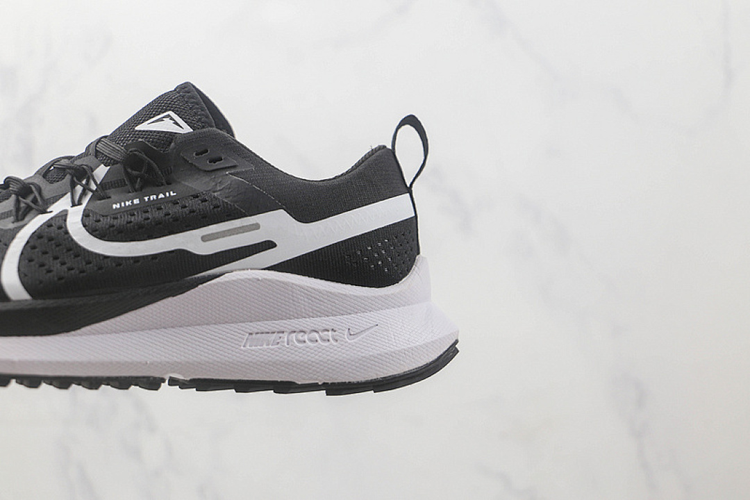 Nike [DJ6158-201]-[PEGASUS TRAIL 4 BLACK/WHITE/BLACK]-[MAN:40-45] - Image 7