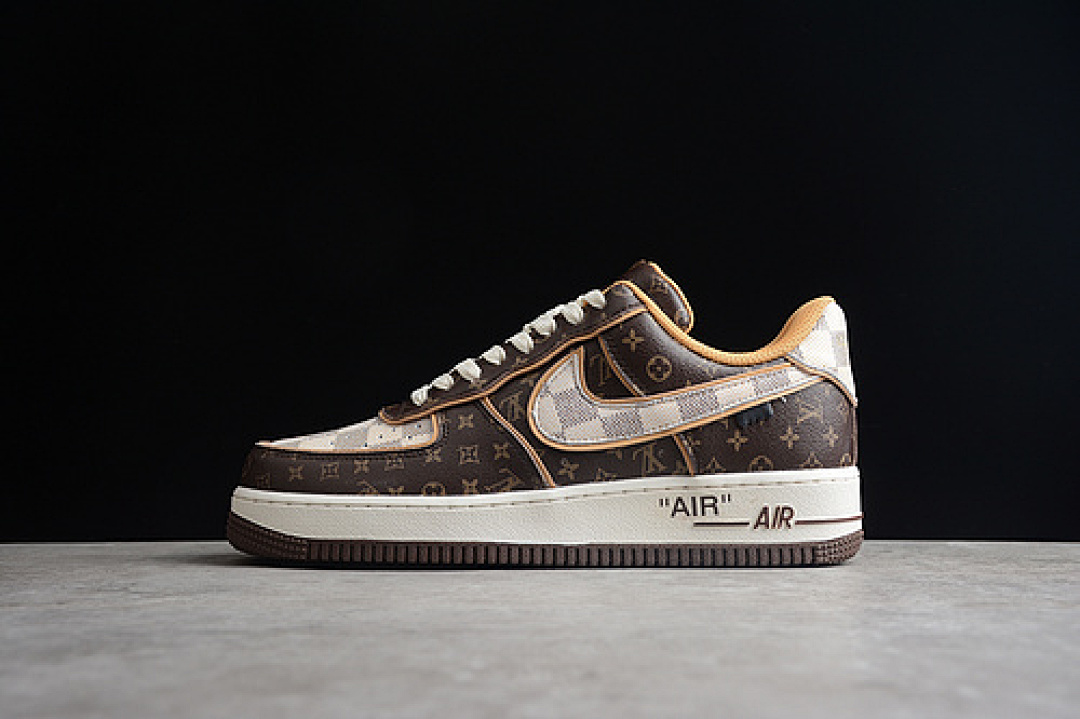 Nike [AIR FORCE 1 LOW BROWN/BROWN/WHITE]-[WOMAN:36-39]-[MAN:40-45], photo 1