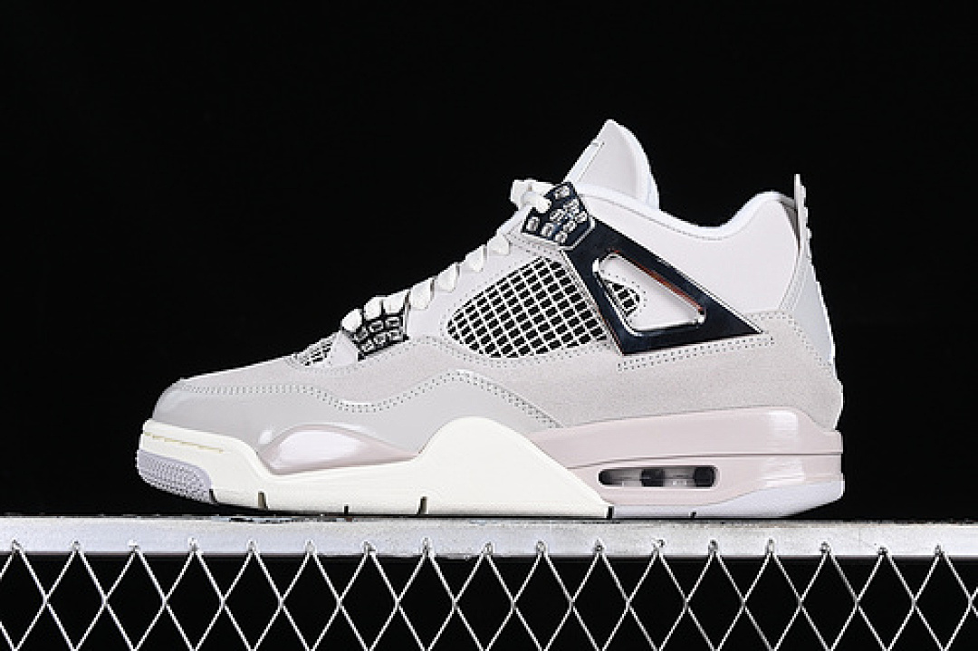 Jordan [AQ9129-001]-[AIR JORDAN 4 RETRO FROZEN MOMENTS WHITE/GREY/BLACK]-[MAN:40-47.5], photo 1