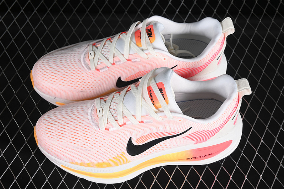 Nike [HM6804-100]-[AIR ZOOM VOMERO 18 SAIL/BRIGHT CRIMSON/LASER ORANGE/BLACK]-[UNISEX:36-46] - Image 11
