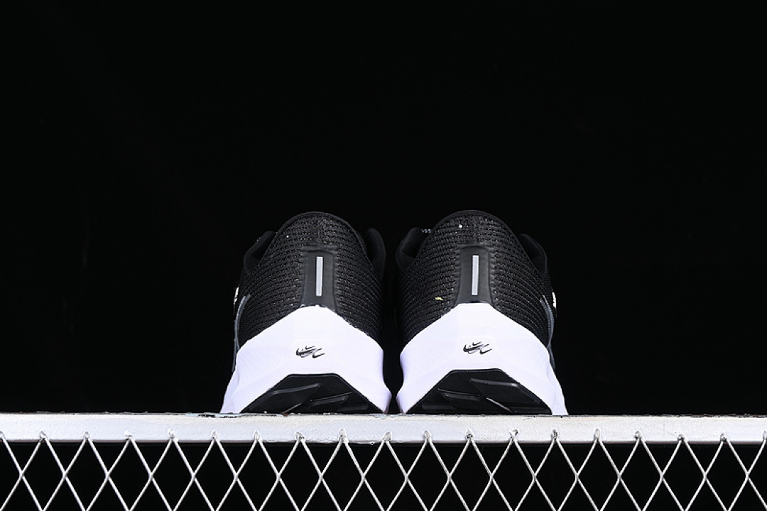 Nike [FB7179-001]-[AIR ZOOM PEGASUS 40 PREMIUM BLACK/WHITE/BRIGHT MANDARIN/MULTI COLOR] - Image 14