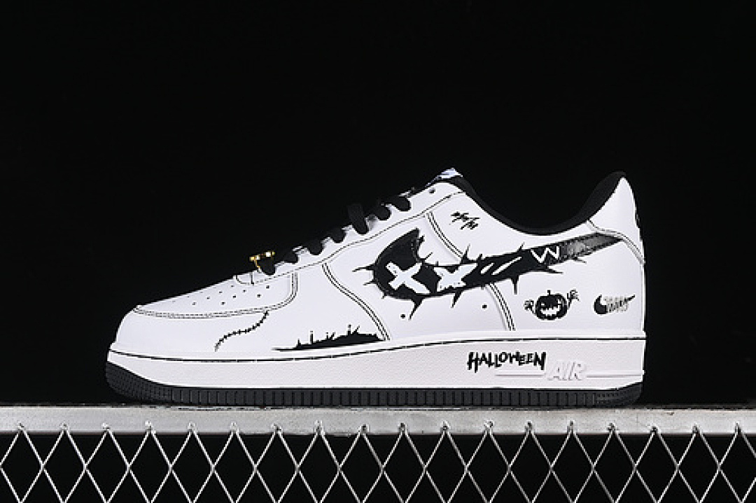Nike [CT2585-100]-[AIR FORCE 1 07 LOW BLACK/WHITE]-[WOMAN:36-39]-[MAN:40-45], photo 1