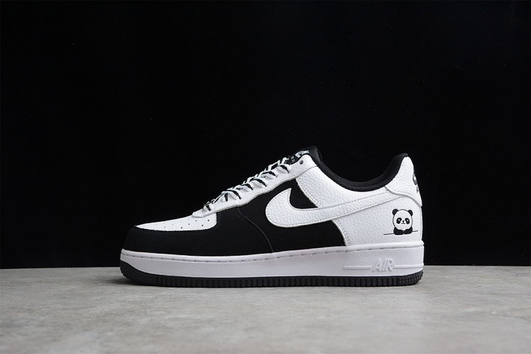 Nike [554826-116]-[AIR FORCE 1 LOW 07 PANDA BLACK/WHITE/BLACK]-[WOMAN:36-39]-[MAN:40-45], photo 1