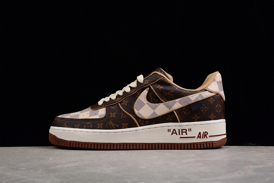 Nike Nike L*V AIR FORCE 1 LOW 07 DAMIER AZUR/BROWN/L*V MONOGRAM · 8A8PYL-101, photo 1