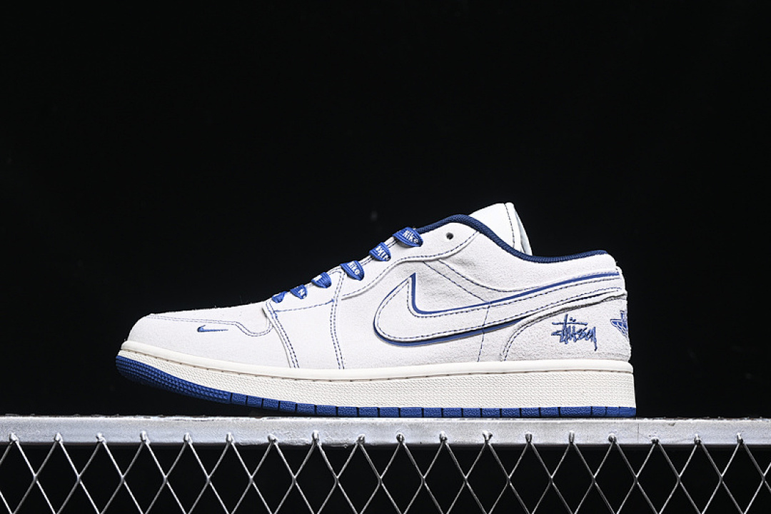 Jordan AIR Jordan 1 LOW WHITE/GREY/BLUE · DM9188-006, photo 1