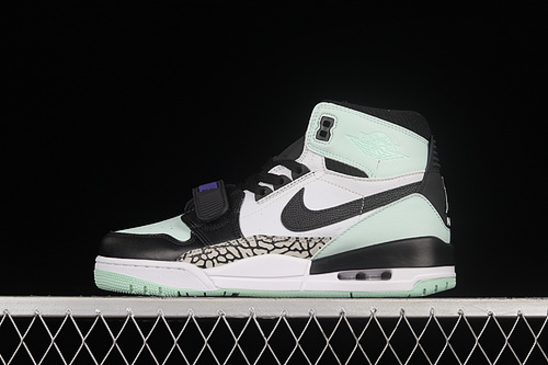 Jordan [AV3922-013]-[AIR JORDAN LEGACY 312 BLACK/MINT GREEN/WHITE]-[MAN:39-46], photo 1