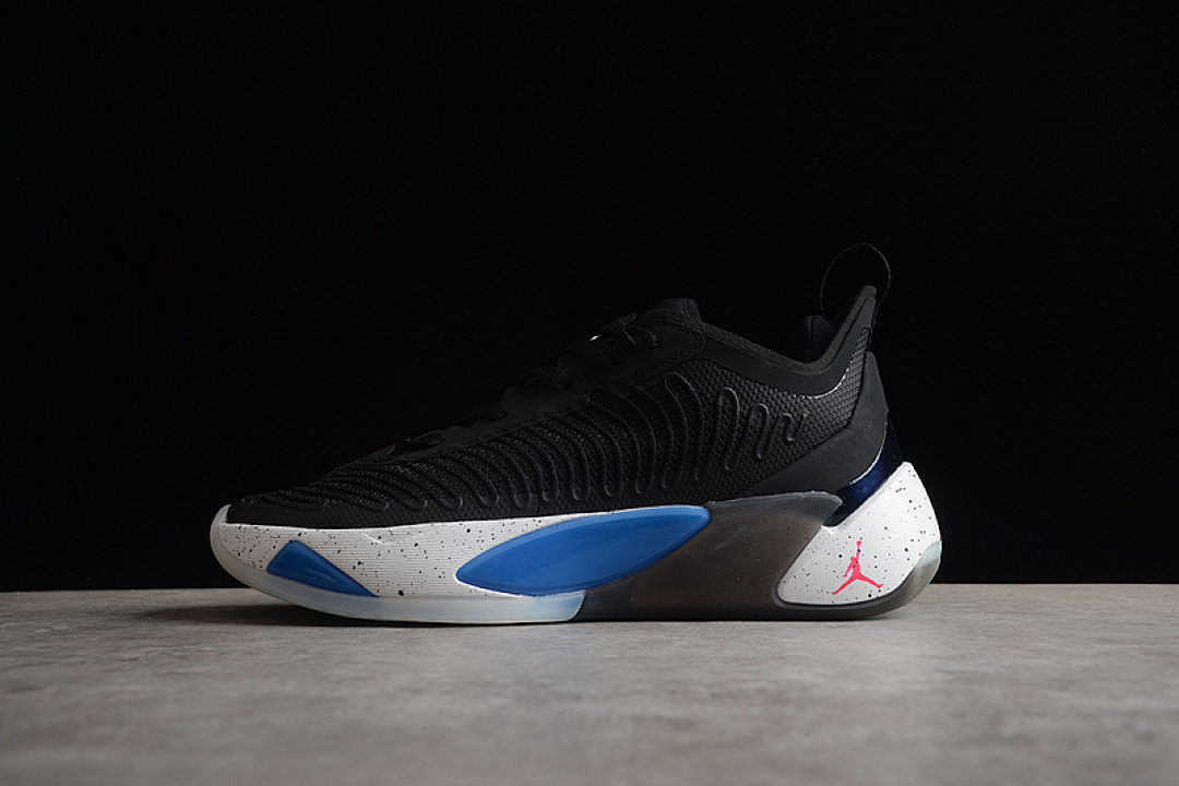 Jordan [FB1800-004]-[JORDAN LUKA 1 BLACK/METALLIC SILVER-SIGNAL BLUE]-[MAN:40-46], photo 1