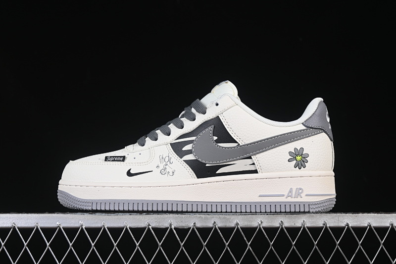 Nike Nike AIR FORCE 1 07 LOW SUPREME WHITE/GREY · QW5606-272, photo 1