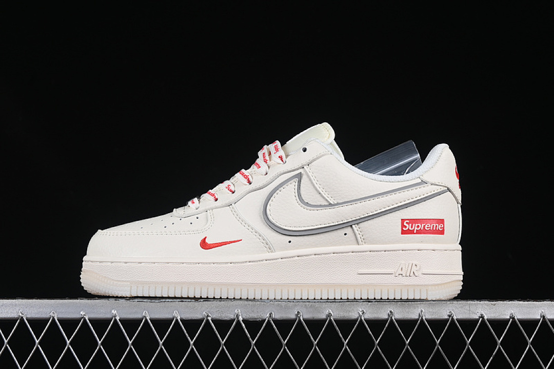 Nike [XZ6188-715]-[AIR FORCE 1 07 LOW SUPREME WHITE/GREY/RED]-[WOMAN:36-39]-[MAN:40-45] - Image 2