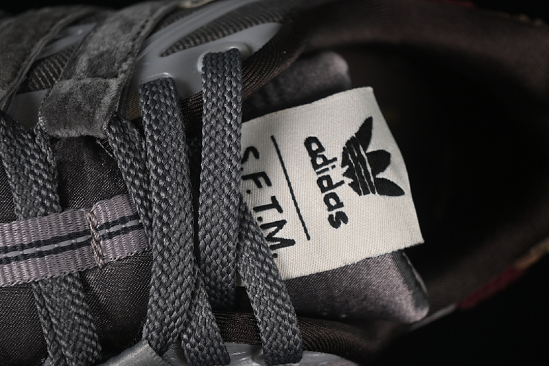 On Running [JH9009]-[SONG FOR THE MUTE X ADISTAR CUSHION TAUPE METALLIC/GRANITE/SILVER METALLIC]-[36-45] - Image 9