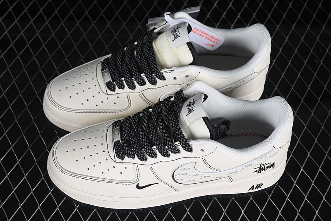 Nike [HH7518-040]-[AIR FORCE 1 07 LOW WHITE/SILVER/BLACK]-[WOMAN:36-39]-[MAN:40-45] - Image 11