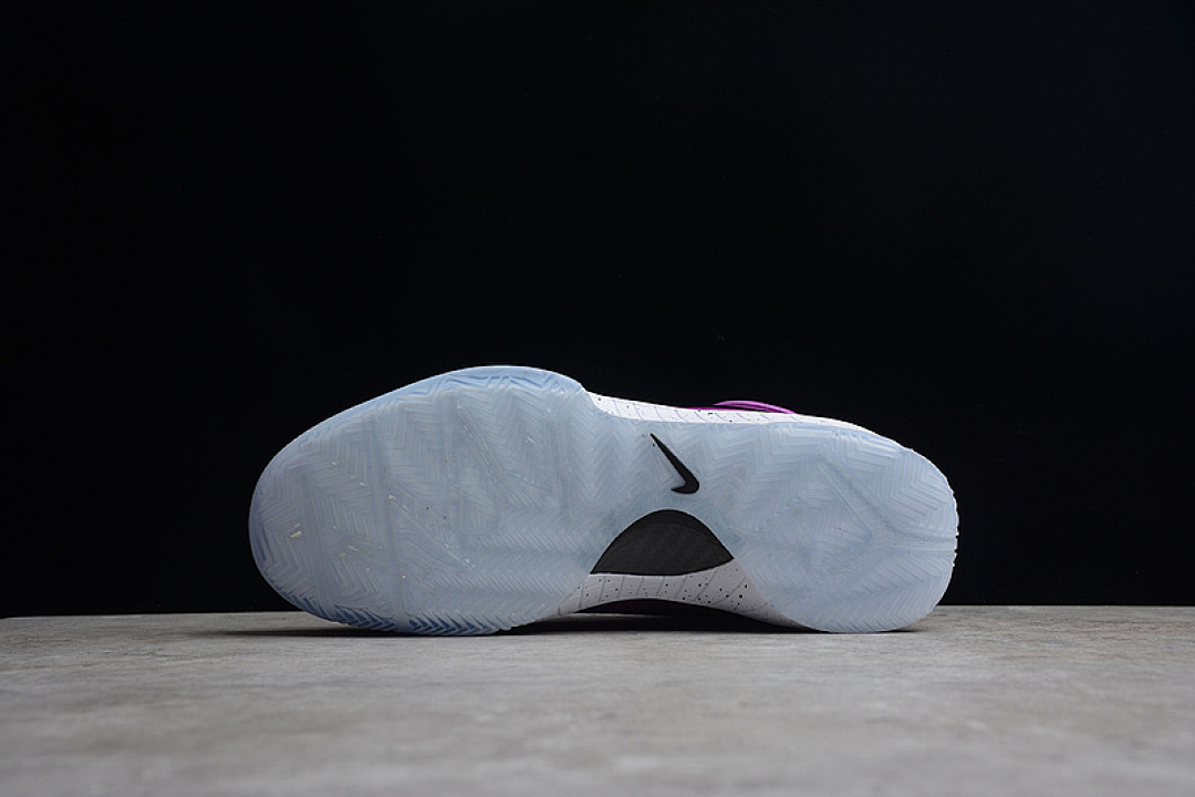 Nike [CQ3869-500]-[UNDEFEATED X KOBE 4 PROTRO COURT PURPLE/UNIVERSITY GOLD/WHITE]-[MAN:40-46] - Image 11
