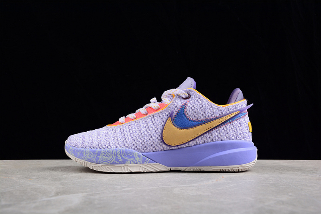 On Running [DJ5423-500]-[LEBRON 20 VIOLET FROST/METALLIC GOLD/PURPLE PULSE/CANYON PURPLE/UNIVERSITY (GOLD]), photo 1