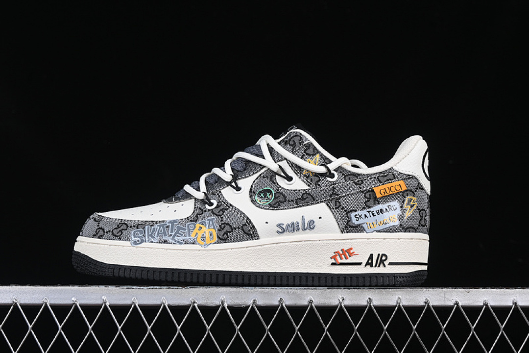 Nike Nike AIR FORCE 1 07 LOW HIP HOP GUCCI STYLE WHITE/GREY · BD0077-555, photo 1
