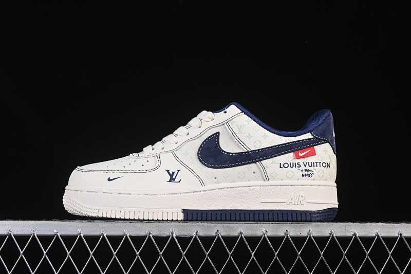 Nike Nike AIR FORCE 1 07 LOW CASUAL SNEAKERS WHITE/NAVY BLUE · MZ9588-817, photo 1