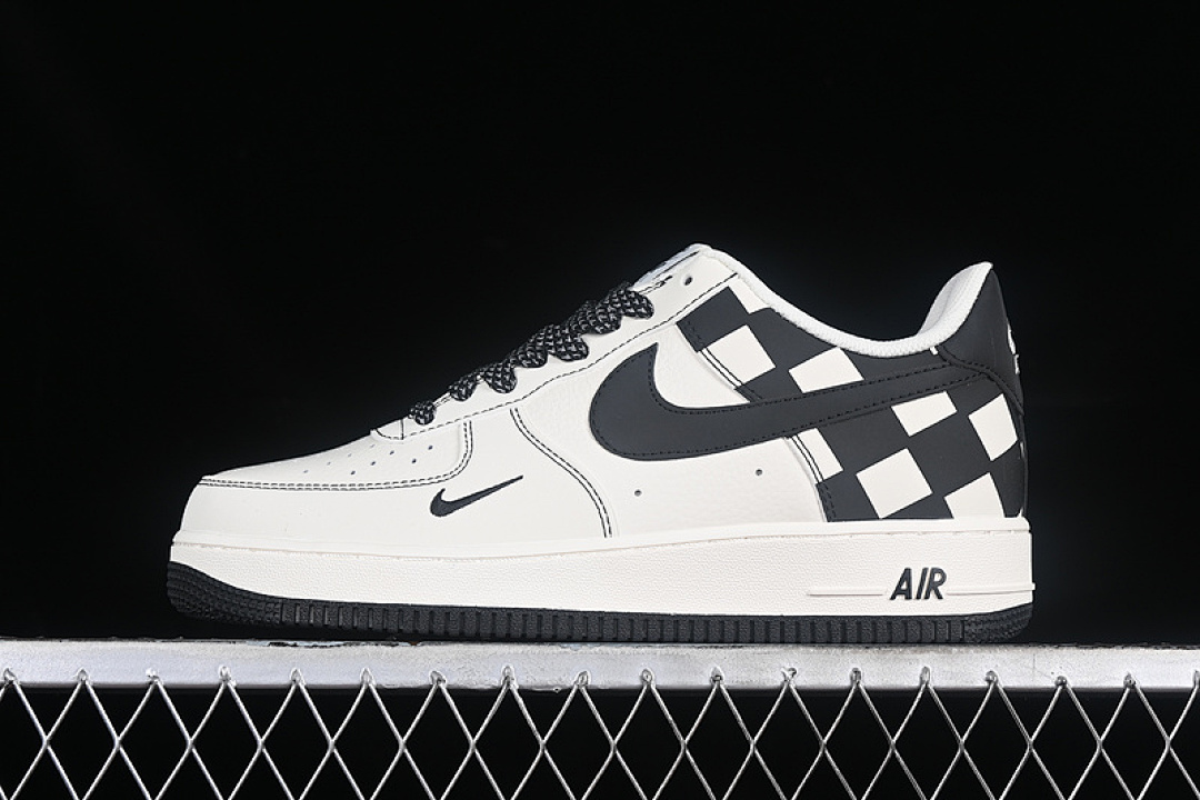 Nike [GZ5688-066]-[AIR FORCE 1 07 LOW OFF WHITE/BLACK]-[WOMAN:36-39]-[MAN:40-45], photo 1
