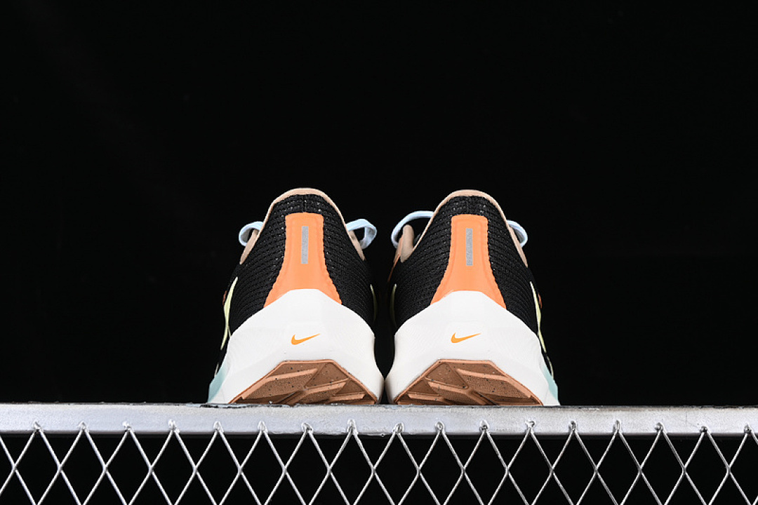 Nike [FQ6852-081]-[AIR ZOOM PEGASUS 40 WHITE/GREY/BLACK/ORANGE]-[MAN:39-46] - Image 14