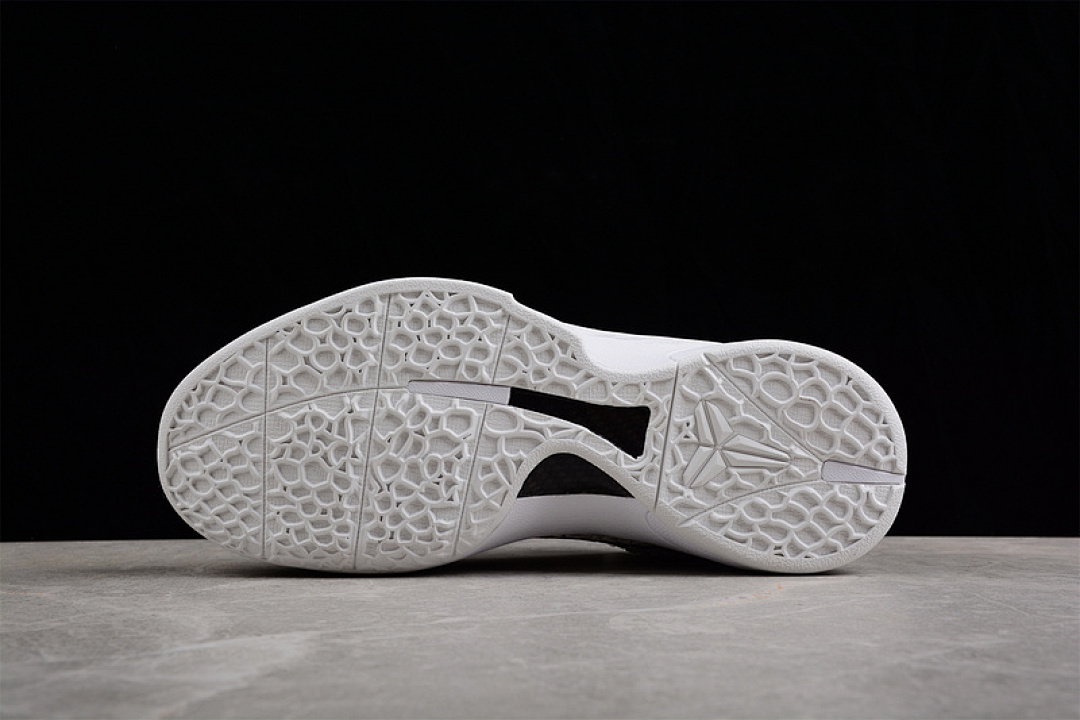 Nike [S96904-100]-[ZOOM KOBE VI PE WHITE/WHITE/BLACK]-[MAN:41-46] - Image 15