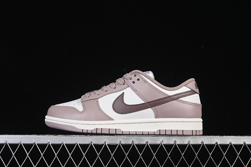 Nike DUNK LOW SAIL/PLUM ECLIPSE/DIFFUSED TAUPE · DD1503-125, photo 1
