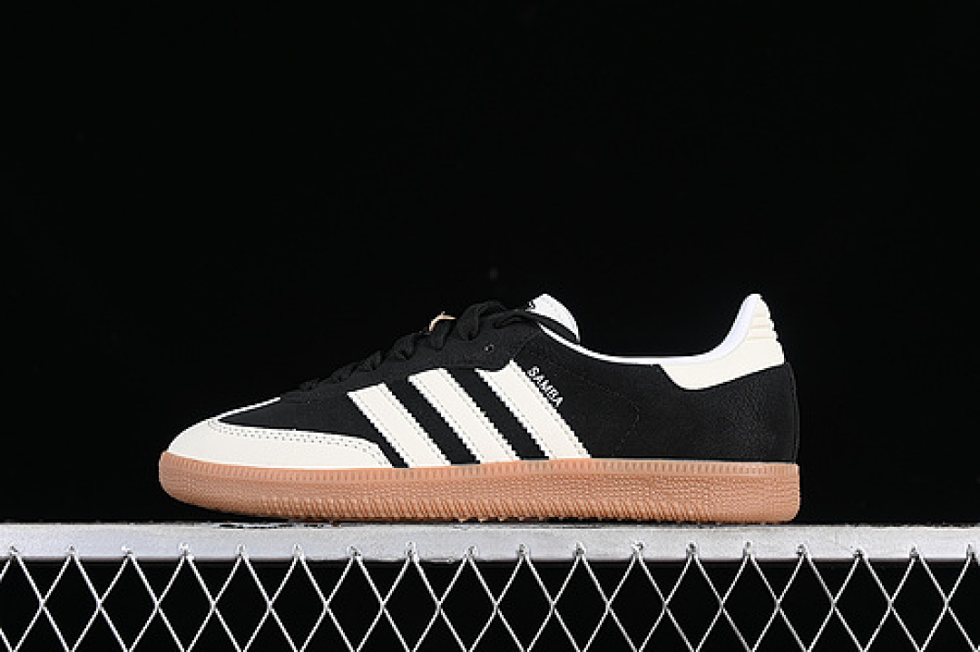 Adidas Adidas SAMBA OG CORE BLACK/WONDER WHITE/SILVER METALLIC · IE5836, photo 1
