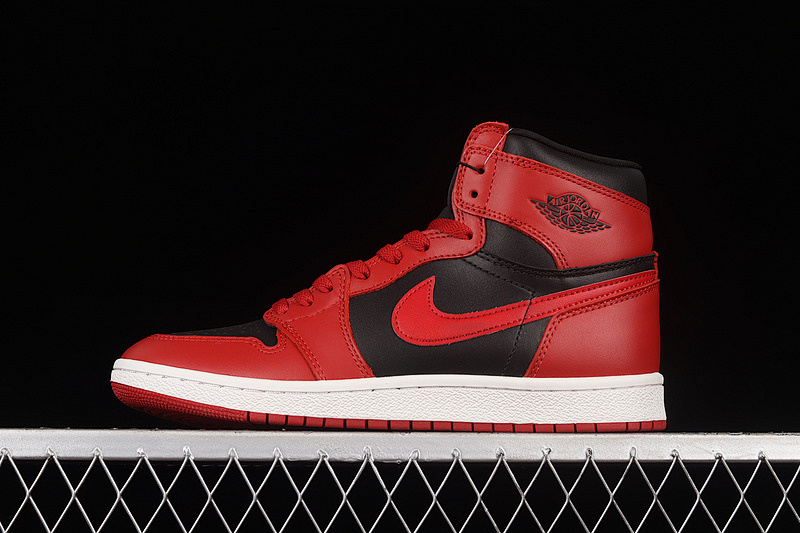 Jordan AIR Jordan 1 RETRO HIGH 85 VARSITY RED/SUMMIT WHITE/BLACK · BQ4422-600, photo 1