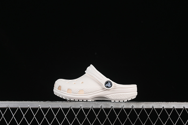 Crocs [CROCS CLASSIC CLOG WHITE]-[WOMAN:25-36]