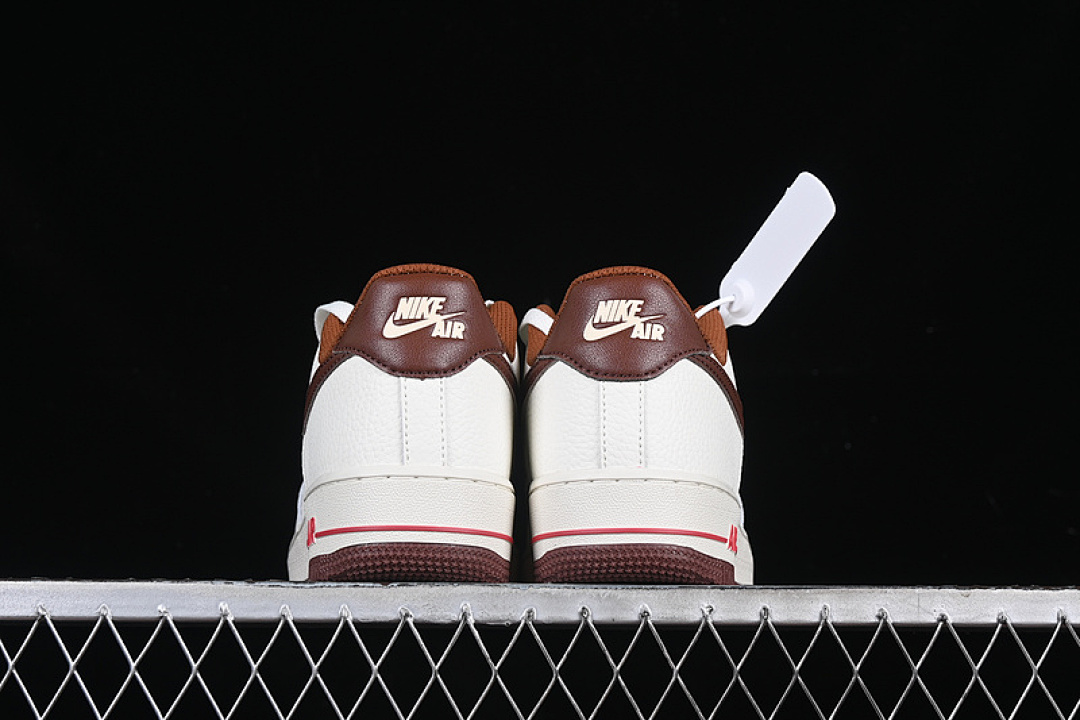 Nike [HQ7027-100]-[HOWARD UNIVERSITY X AIR FORCE 1 07 LOW SAIL/BISON/DRAGON RED]-[UNISEX:36-45] - Image 2