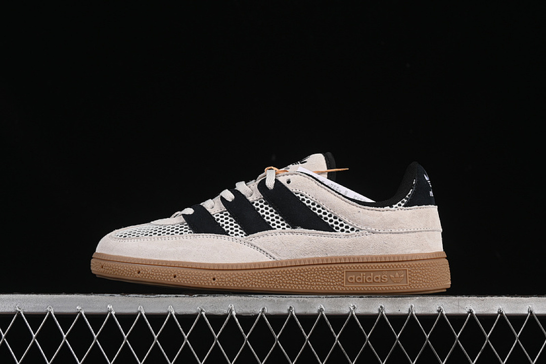 Unbranded [JI2608]-[HANDBALL SPEZIAL ST GREY/BLACK]-[WOMAN:36-39]-[MAN:40-45], photo 1