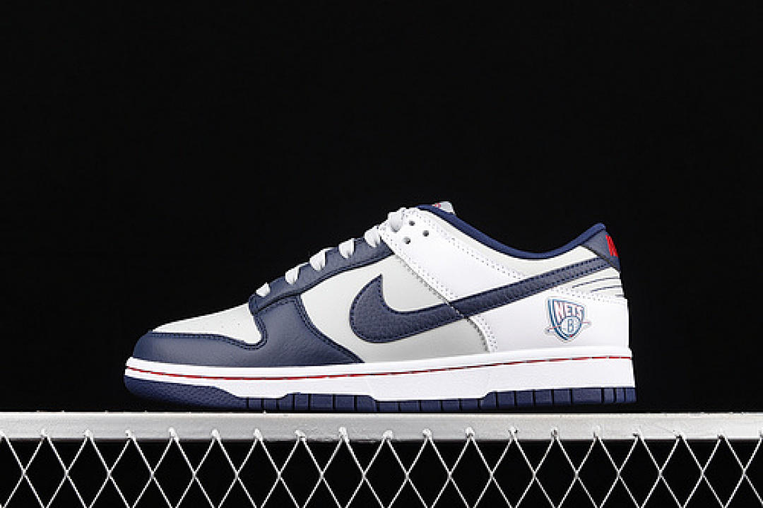 Nike NBA X SB DUNK LOW BROOKLYN NETS LIGHT GREY/NAVY BLUE/WHITE · DD3363-001, photo 1