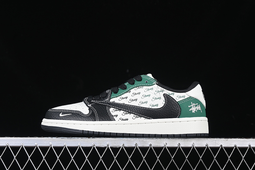 Jordan [AG3702-805]-[TRAVIS SCOTT X FRAGMENT DESIGN AIR JORDAN 1 LOW OG SP WHITE/BLACK/GREEN][36-45], photo 1