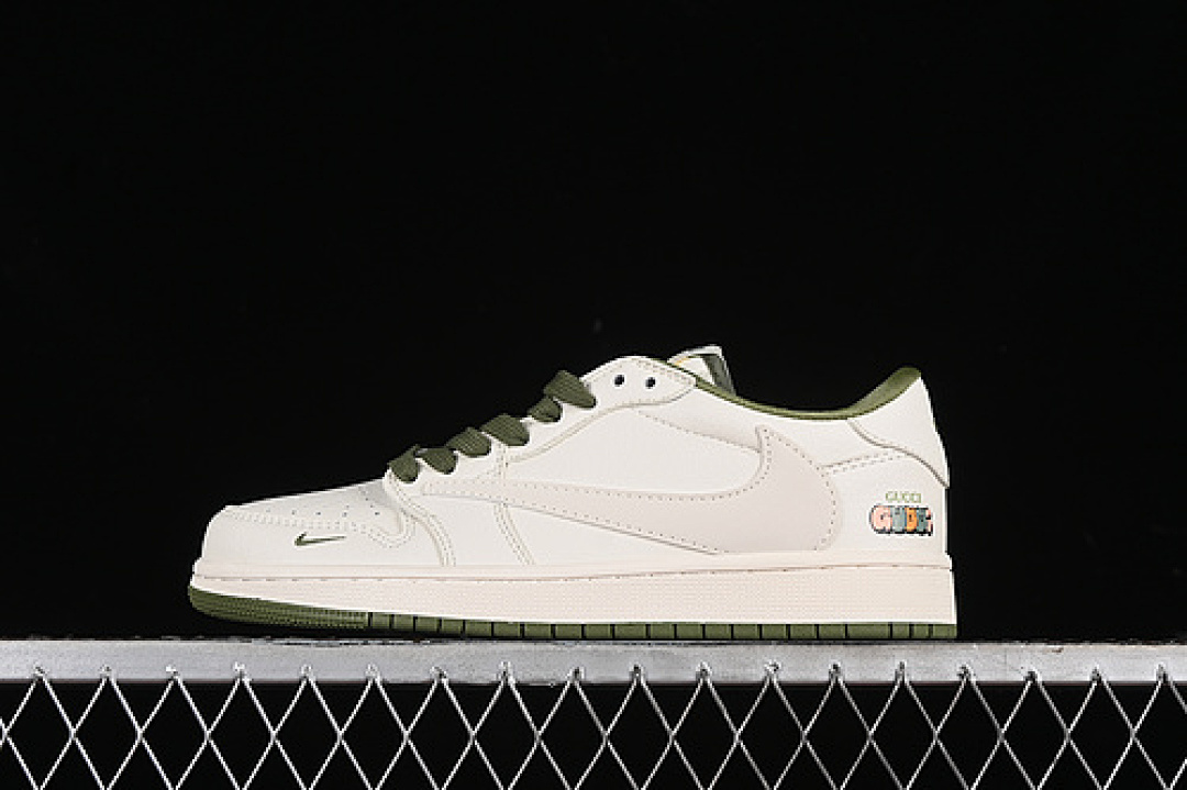Jordan [DM6688-606]-[TRAVIS SCOTT X FRAGMENT DESIGN AIR JORDAN 1 LOW OG SP OFF WHITE/GREEN]-[36-45], photo 1