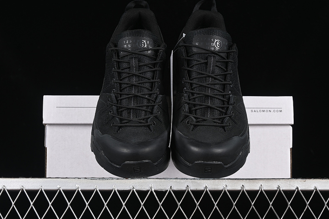 On Running [475361-26]-[X ALP MM6 OUTDOOR OFF ROADING BLACK/INKINESS]-[WOMAN:36-39]-[MAN:40-46.5] - Image 12
