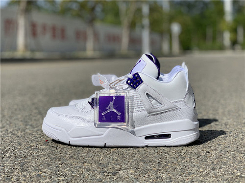 Jordan AIR Jordan 4 RETRO GS WHITE/COURT PURPLE-METALLIC PACK · 408452-115, photo 1