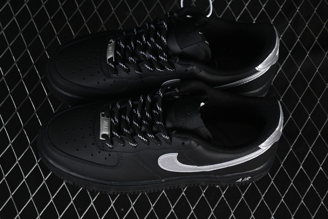 Nike [FV5951-001]-[AIR FORCE 1 07 LOW CASUAL SNEAKERS BLACK/SILVER]-[WOMAN:36-39]-[MAN:40-45] - Image 10