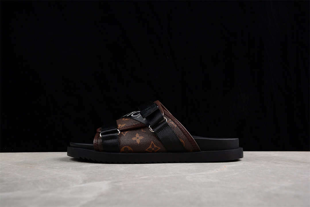 Louis Vuitton [L*V COMFORTABLE CASUAL COOL SLIPPERS BLACK]-[MAN:38-45] - Image 13