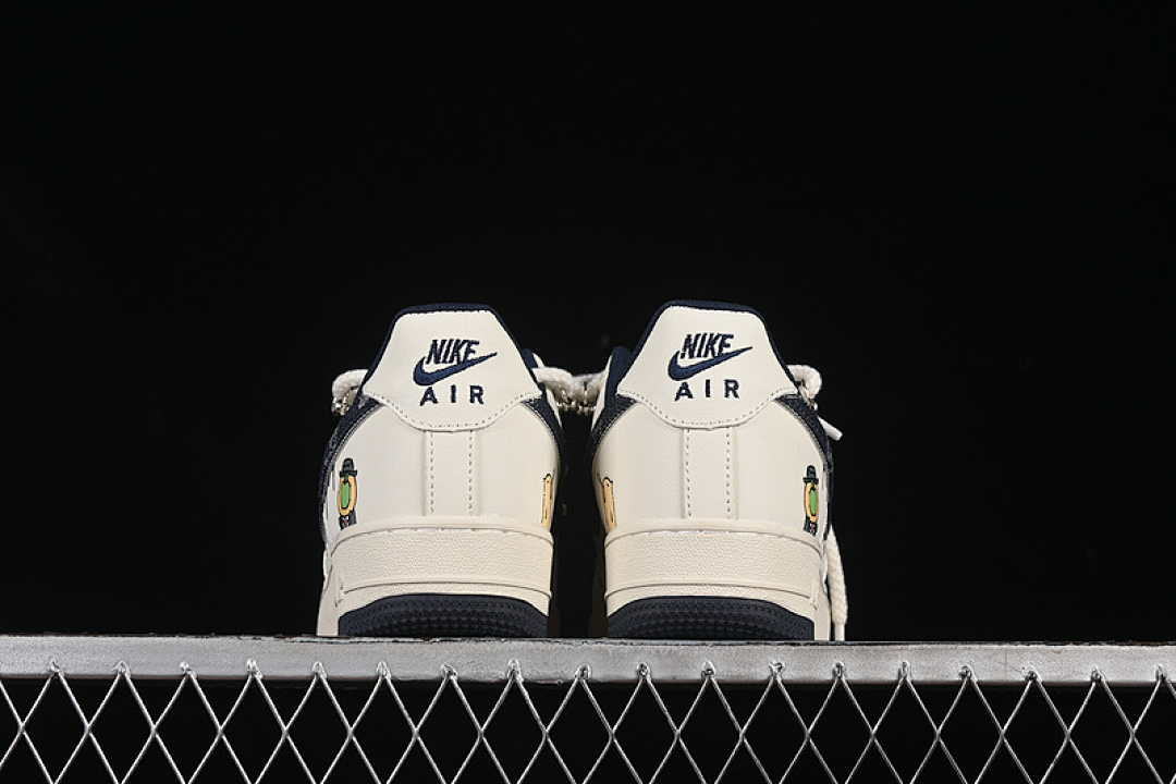 Nike [LV0506-110]-[AIR FORCE 1 07 LOW CAPYBARA POUR MILKBAPE BLUE/WHITE/GREY]-[UNISEX:36-45] - Image 14